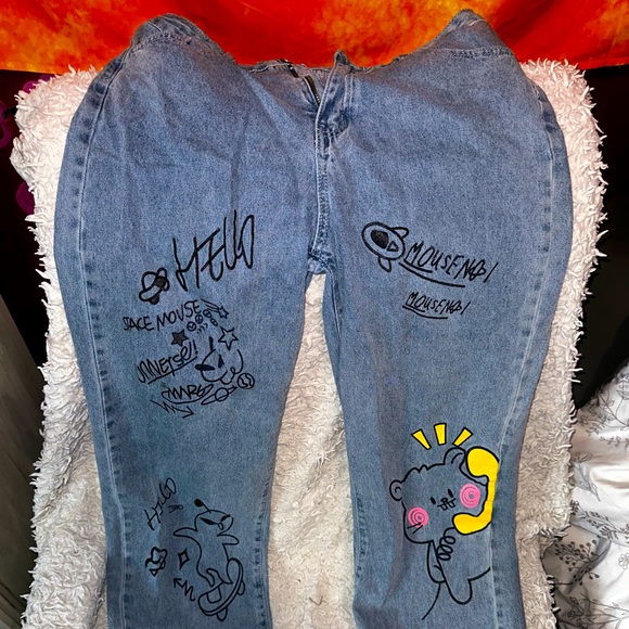 Straight Jeans - Picture 5 of 5